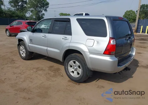 2007 Toyota 4Runner Sr5 V6 z USA, uszkodzony, nr VIN JTEBU14R570119521